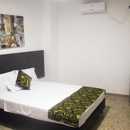 Casa Hotel Palmas Del Estadio 2 เมเดยิน ภายนอก รูปภาพ